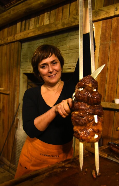 Churrasqueira gaúcha ensina as mulheres a preparar e assar carnes nobres CG 2 91