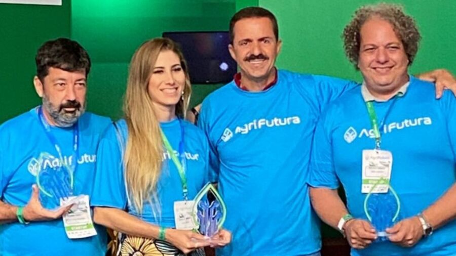 Sistema criado pela Brasil Agritest é premiado na 2º edição da Agrifutura Sistema criado pela Brasil Agrivest é premiado na 2º edição da Agrifutura 2