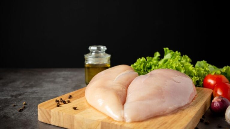 Carne de frango tem resultados promissores nos primeiros embarques de abril