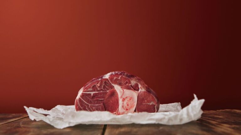 Preços do boi e da carne diminuem em abril