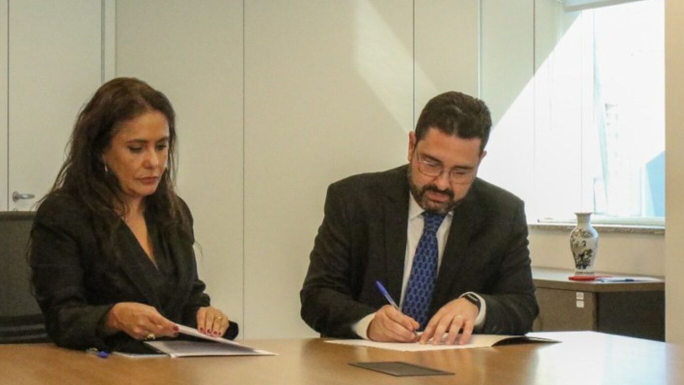 Acordo para combater crimes fundiários no país e firmado entre Incra e Polícia Federal Acordo para combater crimes fundiários no país e firmado entre Incra e Polícia Federal