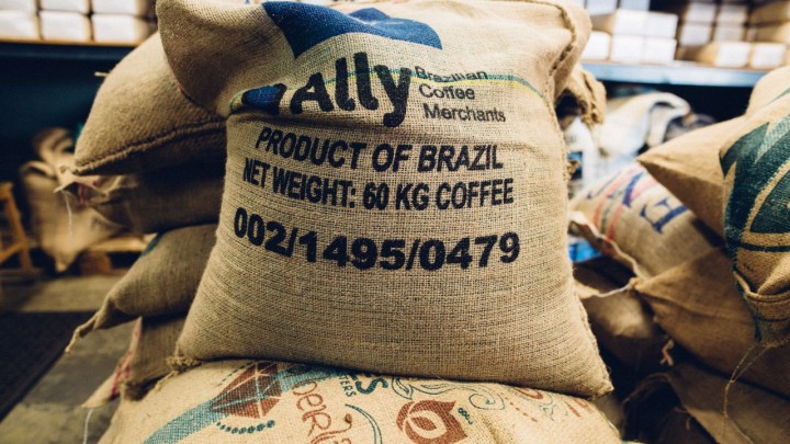Exportadores de café seguem enfrentando dificuldades para consolidar embarques nos portos do Brasil