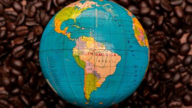 Brasil exporta 4,141 milhões de sacas de café em outubro